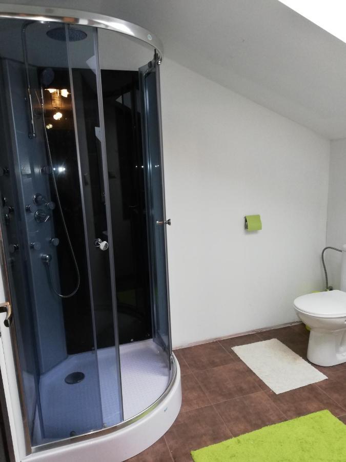 Penzion U Cola Prievidza Exterior foto
